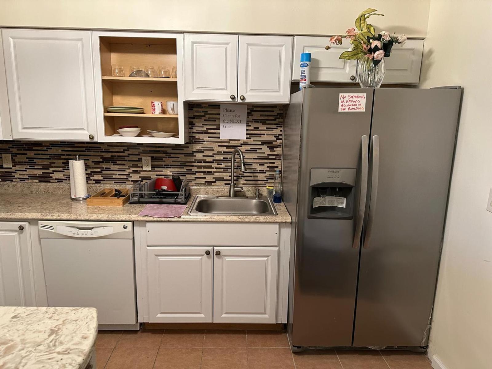 Divine Villa Guest House 65 Sherman 6Mins To Airport And 4Mins To Penn Station Newark Luaran gambar